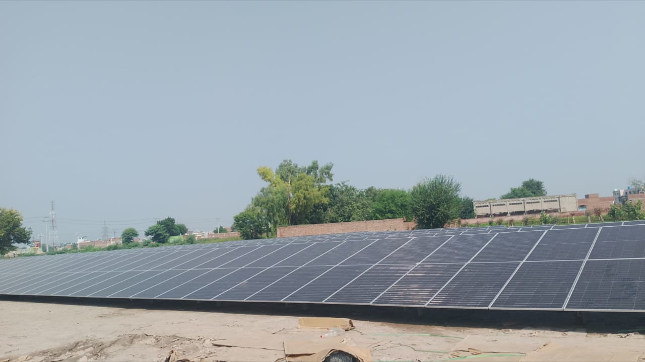 Ahmad Straw thumbnail 2